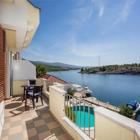 Apartman Cosy Balcony In